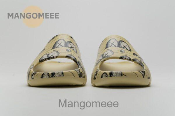FW6344-4 adidas Yeezy Slide - Image 4