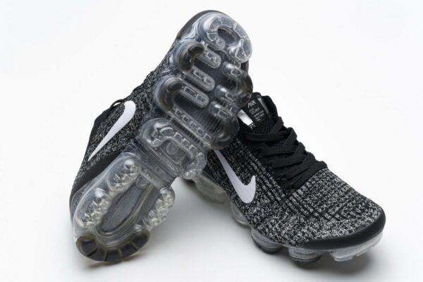 AJ6910-001 Nike Air Vapormax Flyknit 3 Black White - Image 10