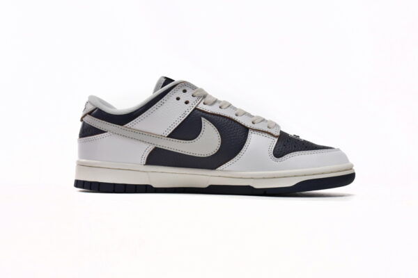 HUF x Nike SB Dunk Low NYC - Image 4