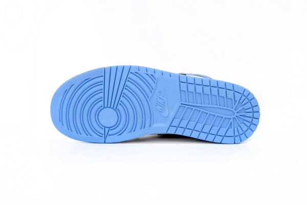 Air Jordan 1 Retro High OG 'UNC Toe' - Image 5